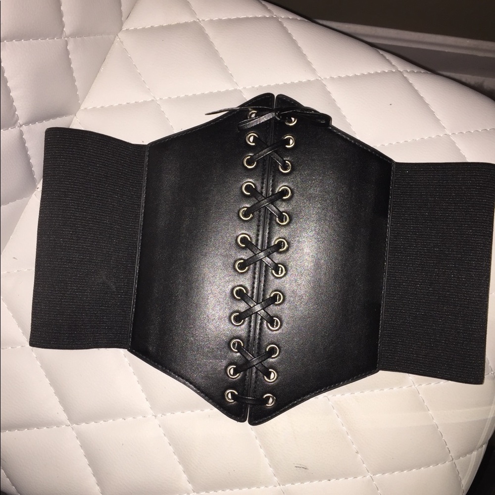 Fashion Nova Stretchy Black Corset Belt